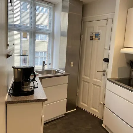 Bright 2-bedroom At Elegant Osterbro *